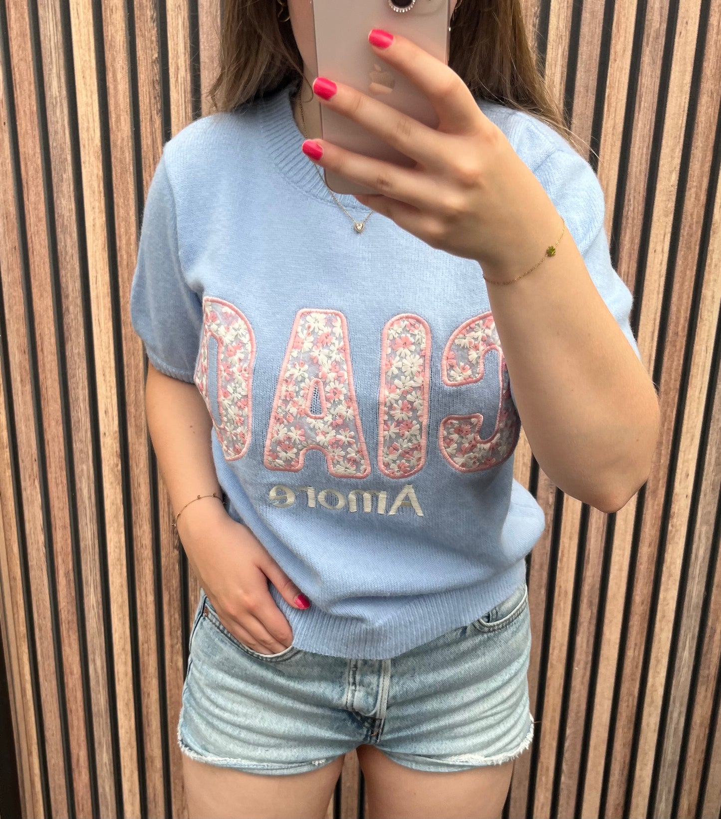 Shirt flower